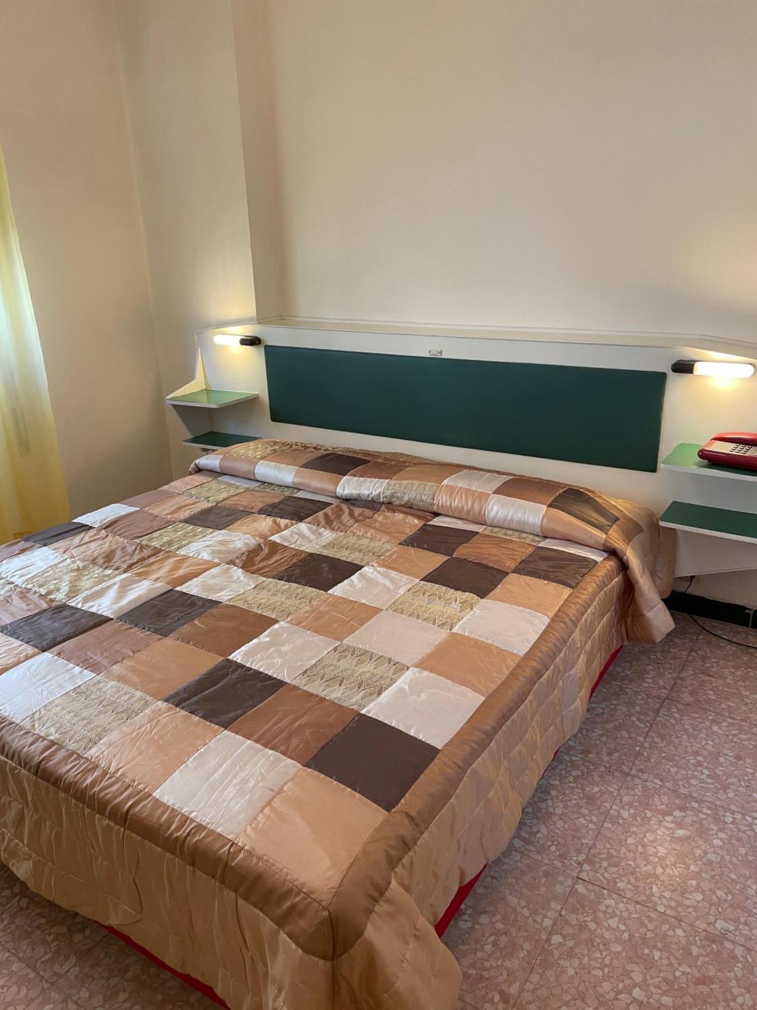 Robinia 3* Imperia
