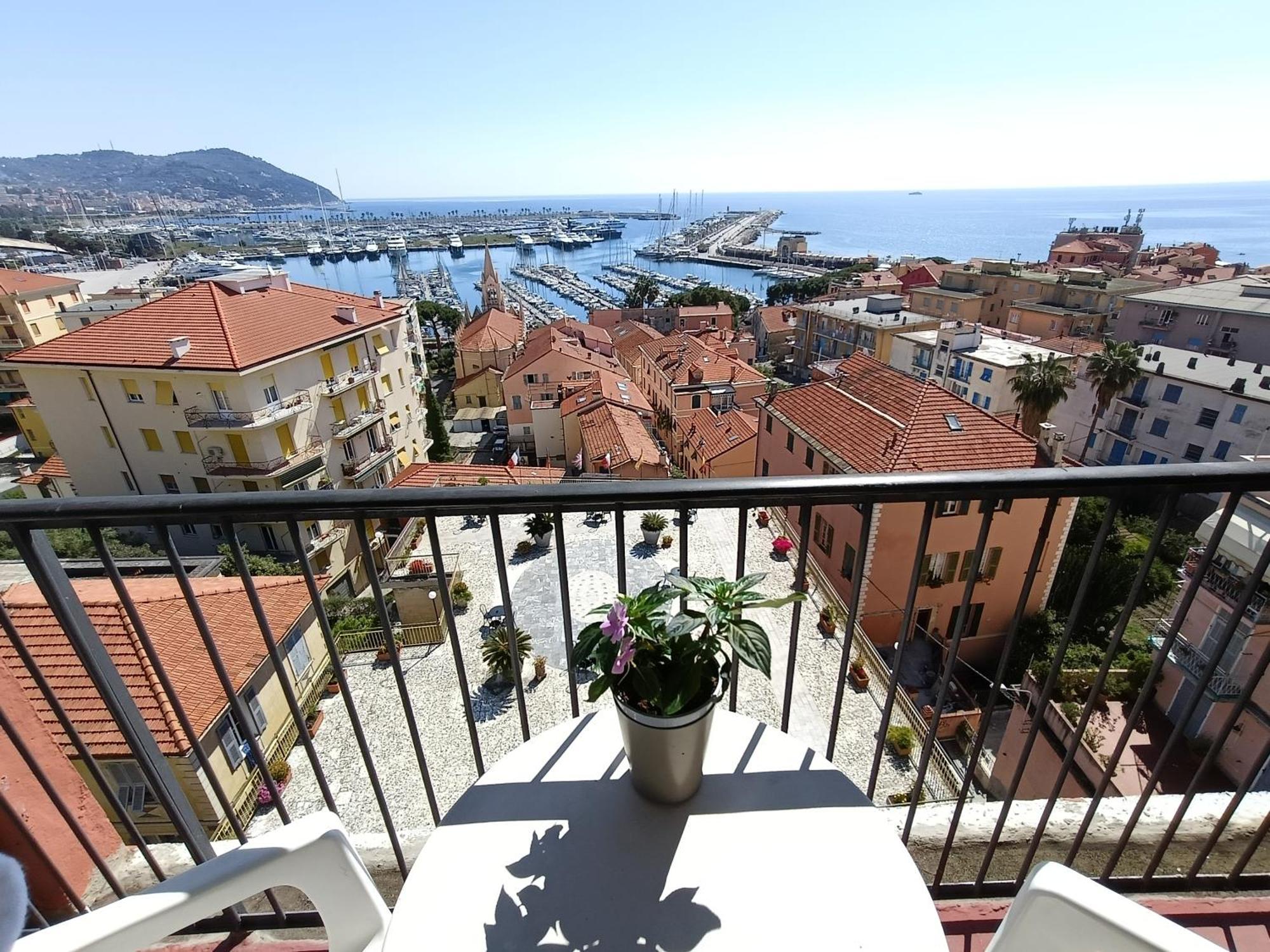 Robinia 3* Imperia
