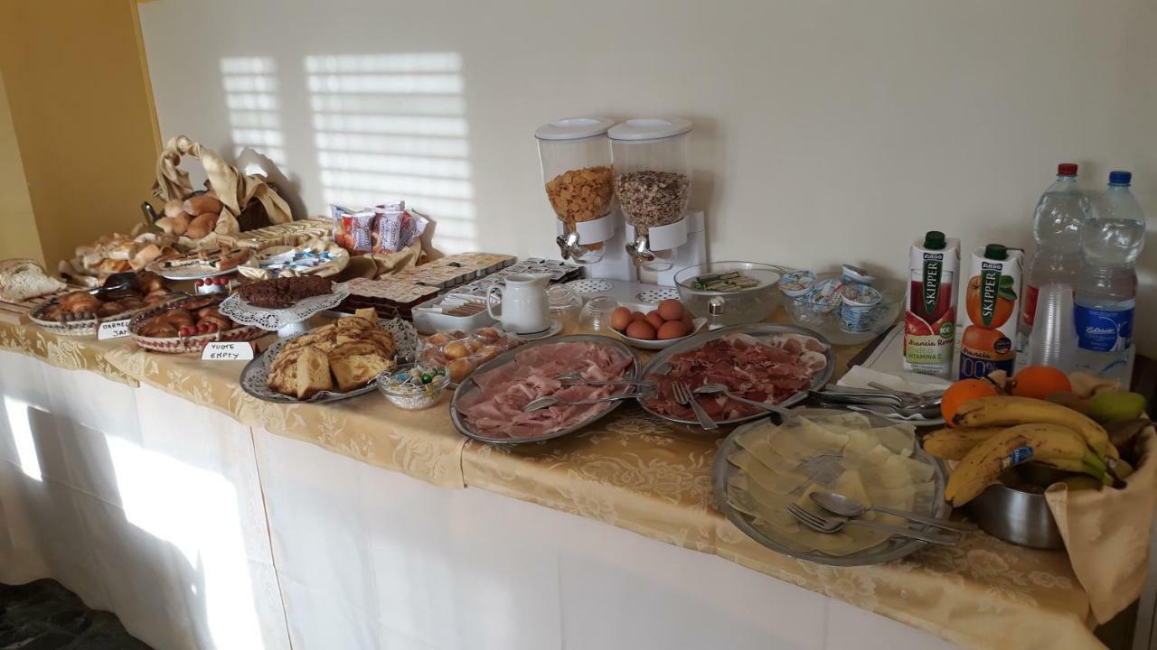 Hotel Robinia 3*